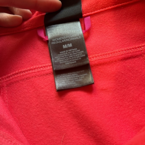 Size medium the north face spring/fall jacket - Picture 4 of 4